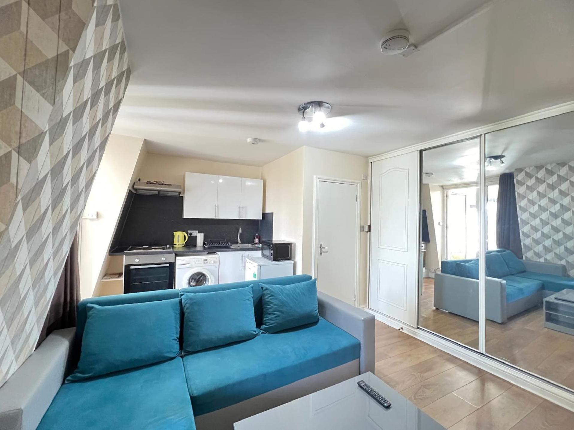 Comfy 2 Bedroom Apartments - Finchley Road, London Eksteriør bilde