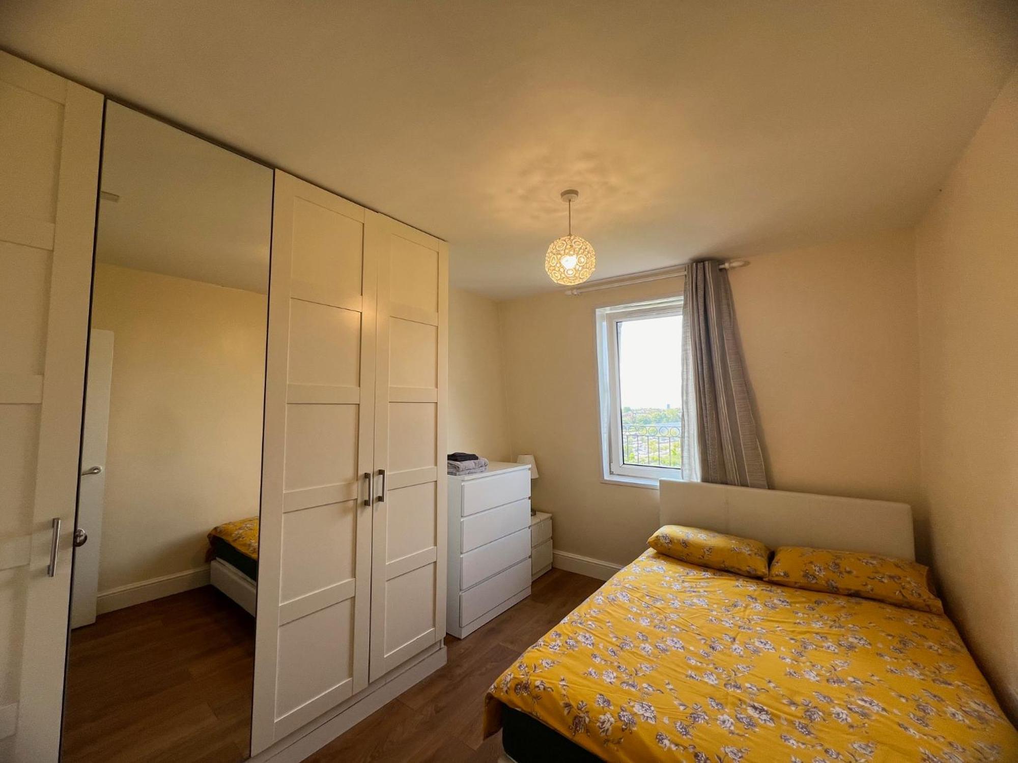 Comfy 2 Bedroom Apartments - Finchley Road, London Eksteriør bilde
