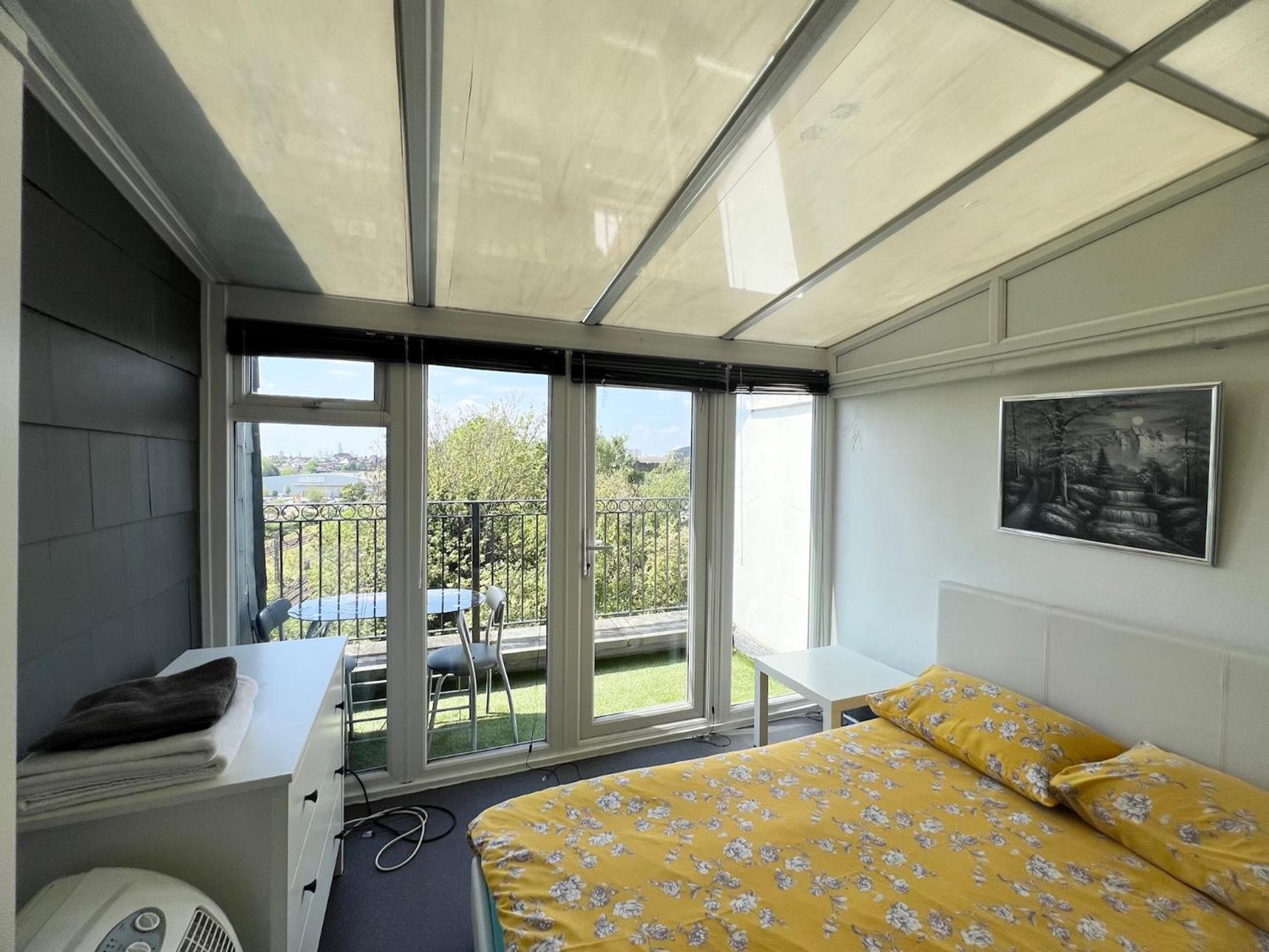 Comfy 2 Bedroom Apartments - Finchley Road, London Eksteriør bilde